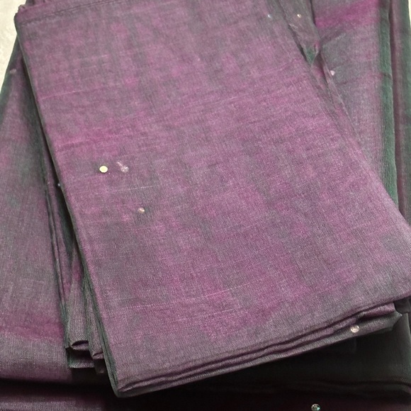 PB 100% Silk Tablecloth 70"x108" & 14 Napkins - Picture 5 of 14